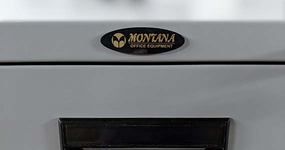 Montana brand sticker / plate